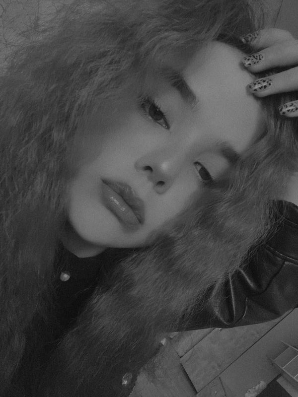 Тихвин знакомства реальные встречи и общение с людьми из вашего города