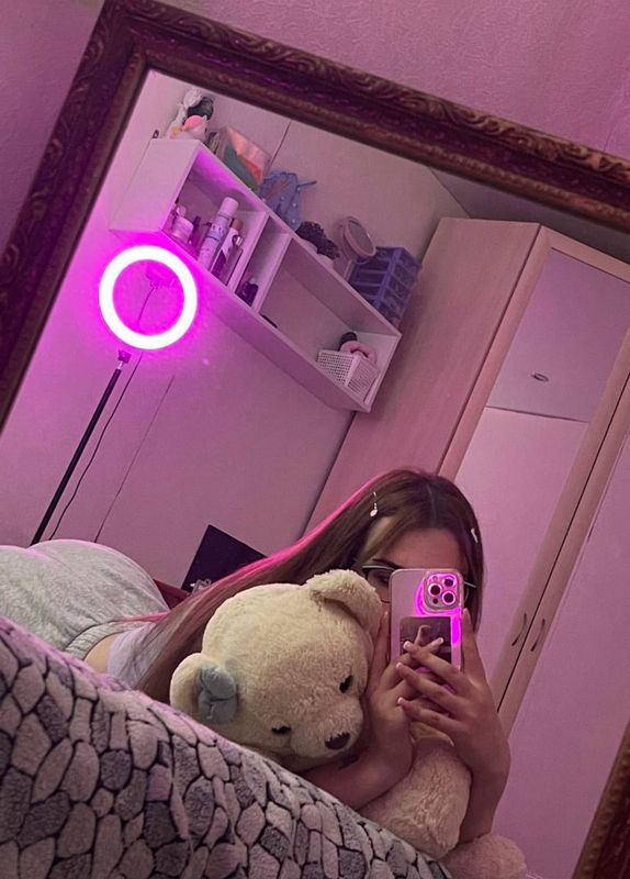 Реальные уличные знакомства в эпоху доступного порно вызов для современных мужчин фото