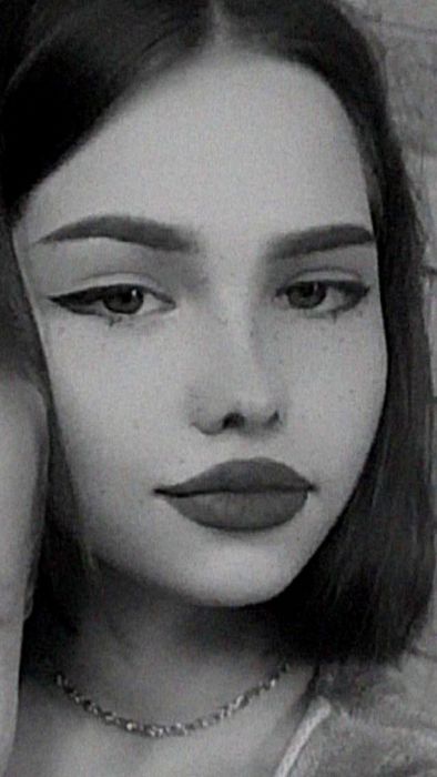 Черноголовка птица как выглядит и где живет чем питается и как поет