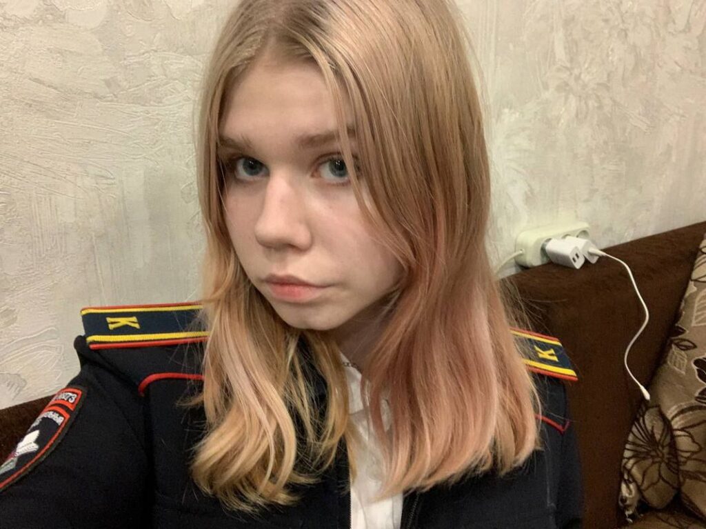 Какие сайты знакомств работают в Телеграм и как их найти