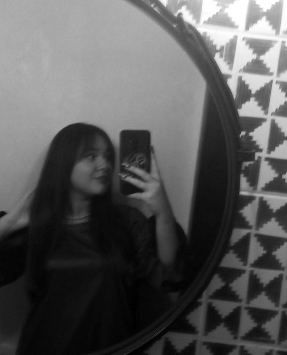 Лола сайт знакомств создание и настройка вашей персональной страницы для общения фото