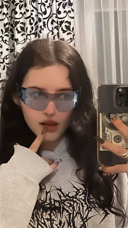 Куколд знакомства в Москве поиск партнеров для романтических отношений фото