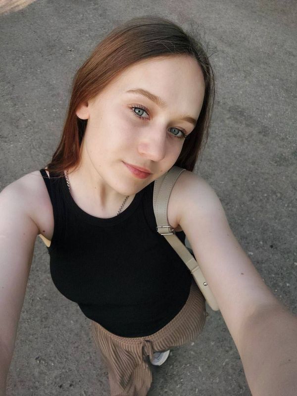 Знакомства в Алуште как найти спутника для отдыха и отношений фото