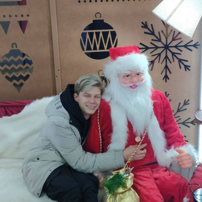 Первый шаг к общению как написать девушке и начать диалог Первый шаг к общению как написать девушке и начать диалог фото