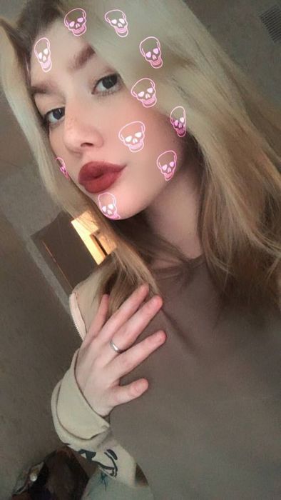 Лолу сайт знакомств моя страница как создать привлекательный профиль и найти общение фото