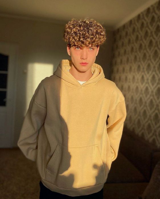 Сайт знакомств в Астрахани поиск серьезных отношений и новых друзей фото