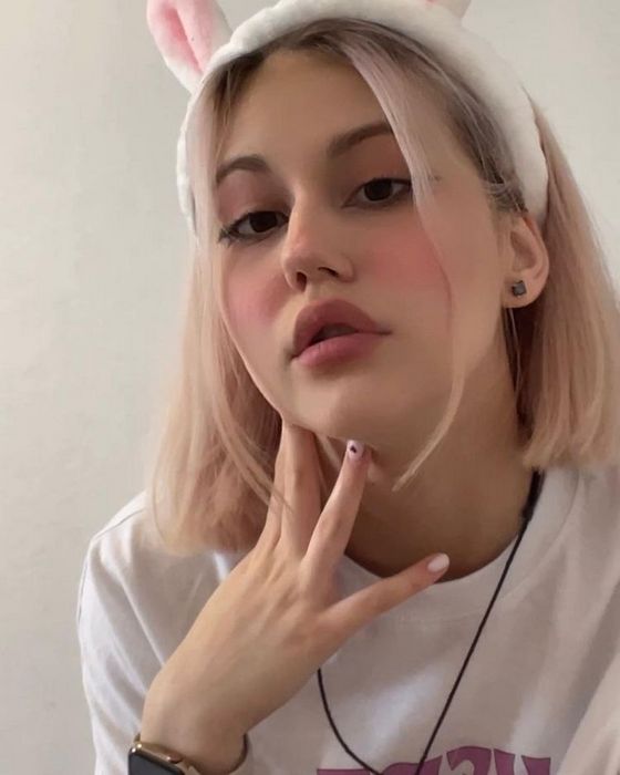 Поиск партнера через объявления личные встречи и онлайн сервисы Поиск партнера через объявления личные встречи и онлайн сервисы фото