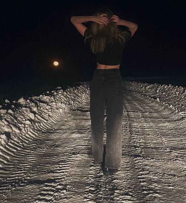 Находите женщин для общения поблизости без оплаты услуг фото