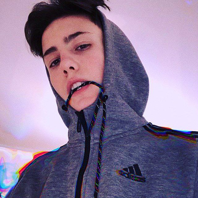 Пикабу лига знакомств как найти общение и отношения на развлекательной платформе