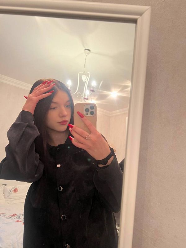 Знакомства в Тюмени на Мамбе реальные встречи и поиск партнера фото