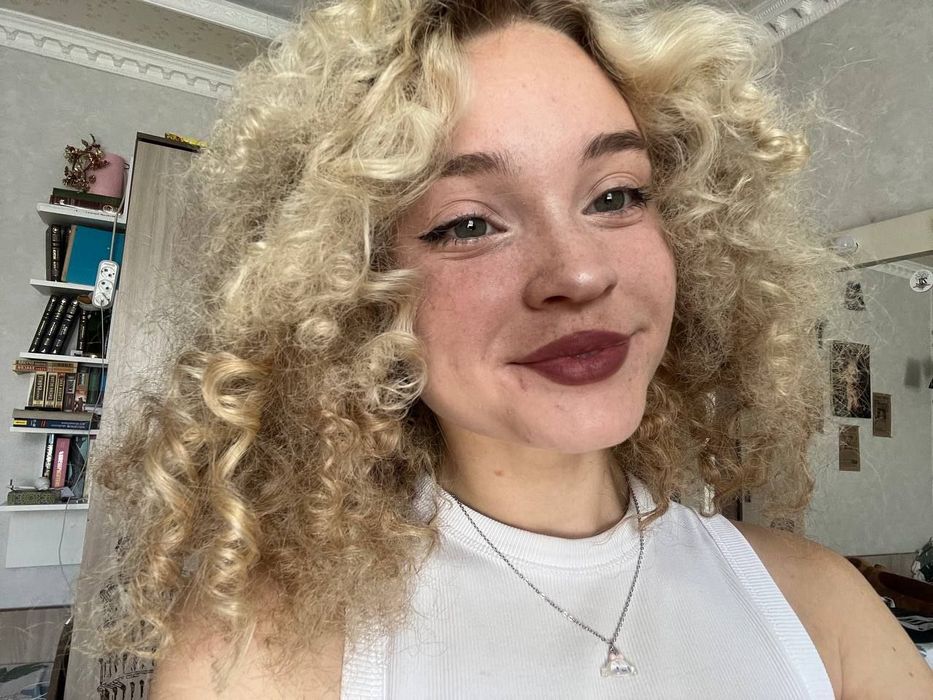 Симферополь ищет знакомства в Телеграм как пользоваться каналами для общения фото