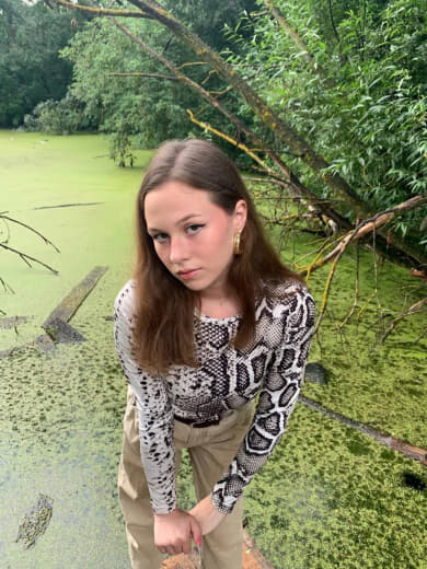 Как найти общение и отношения через чаты знакомств в Телеграм фото