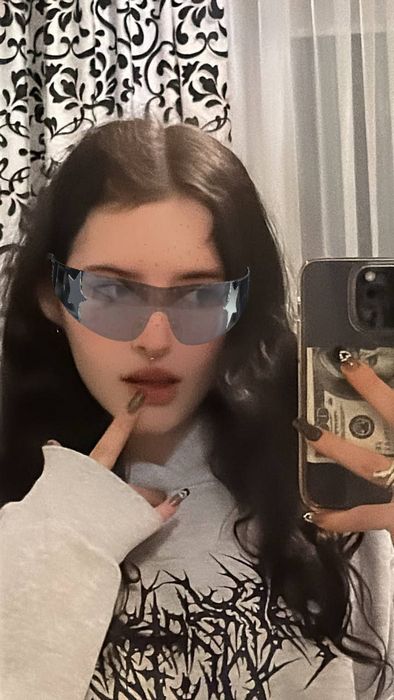 Куколд знакомства в Москве поиск партнеров для романтических отношений фото