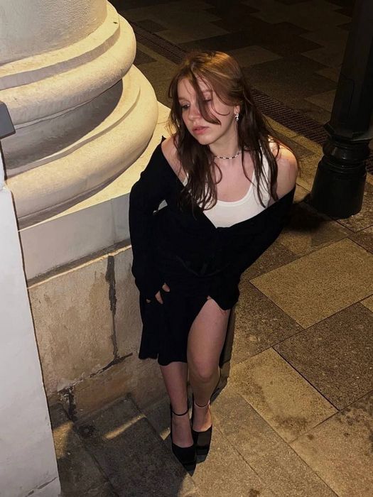 Знакомства с женщинами Нижнего Тагила поиск серьезных отношений и новых встреч фото