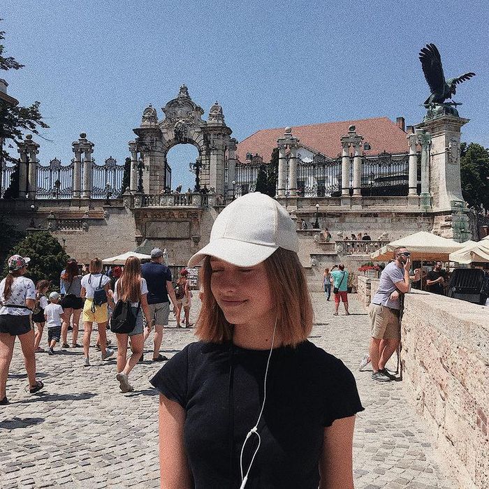 Сайты знакомств для молодежи 18 лет как найти подходящую платформу фото