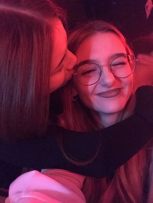 Донецк сайт знакомств найти пару в городе для серьезных отношений фото