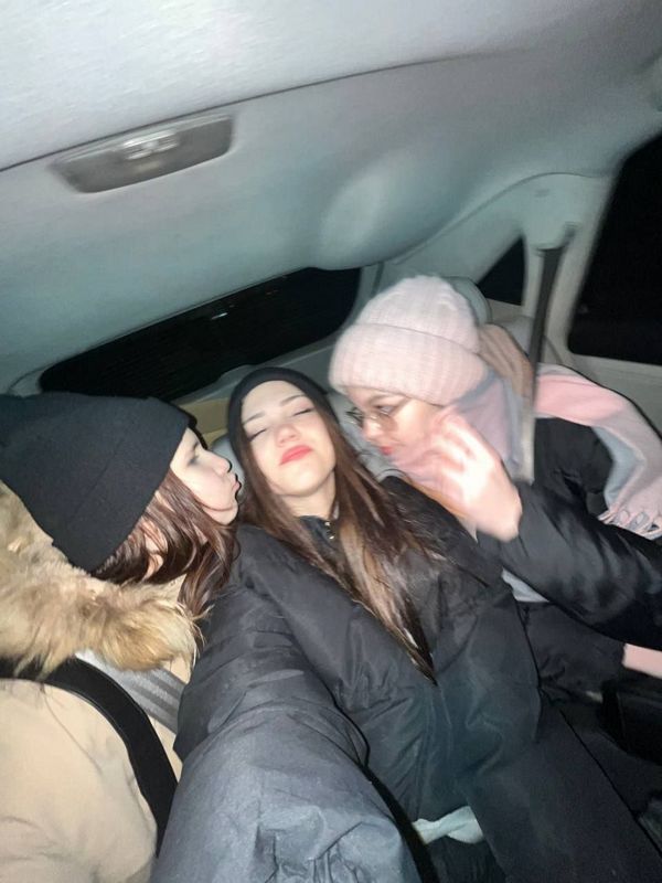 Виртуальный чат для знакомств плюсы и минусы онлайн общения фото