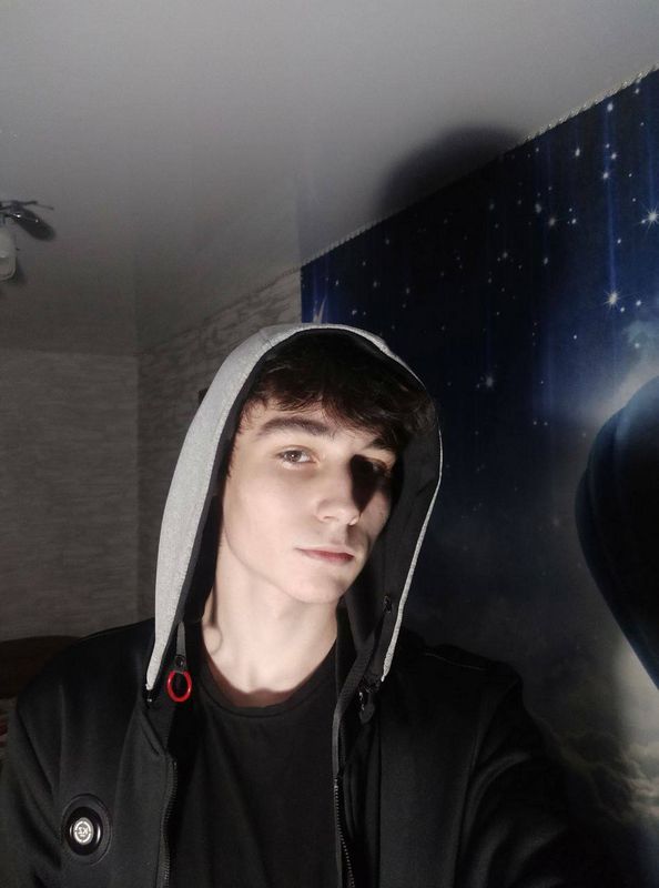 Найти любовь и дружбу в Судаке лучшие способы знакомств для отпуска и жизни фото