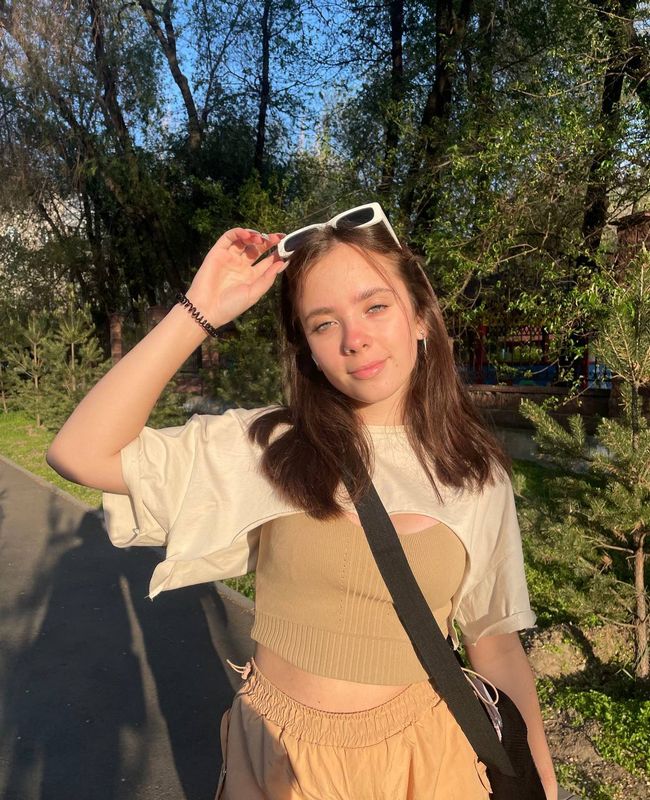 Виртуальные знакомства в Телеграм как найти общение и отношения фото