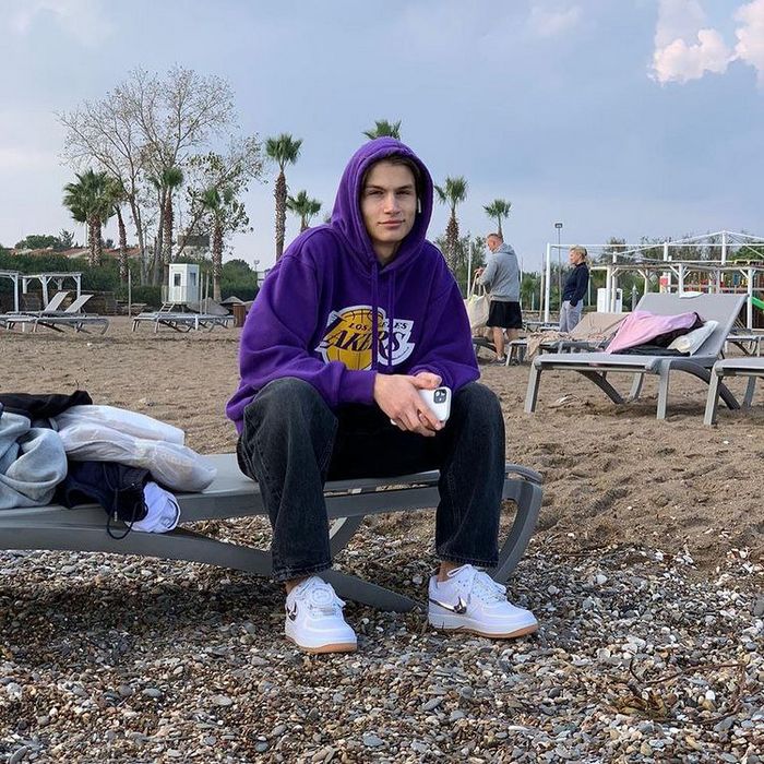 Знакомства в Борисоглебске поиск общения и отношений