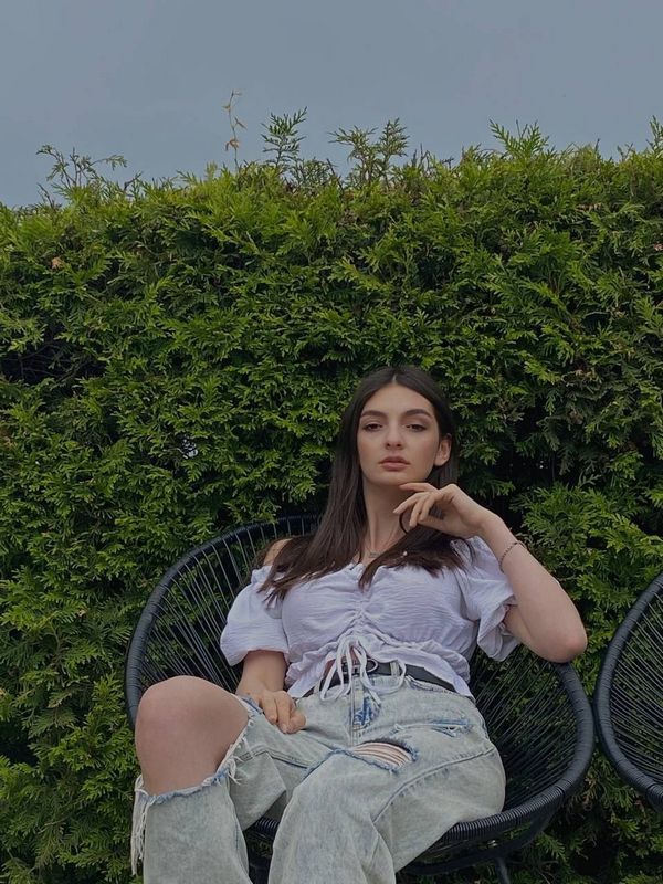 Знакомства в колпино ищут парней и девушек фото