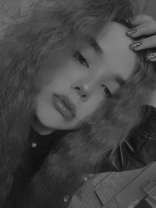 Тихвин знакомства реальные встречи и общение с людьми из вашего города