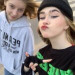 Кумит сайт для знакомств поиск отношений и общения с реальными людьми