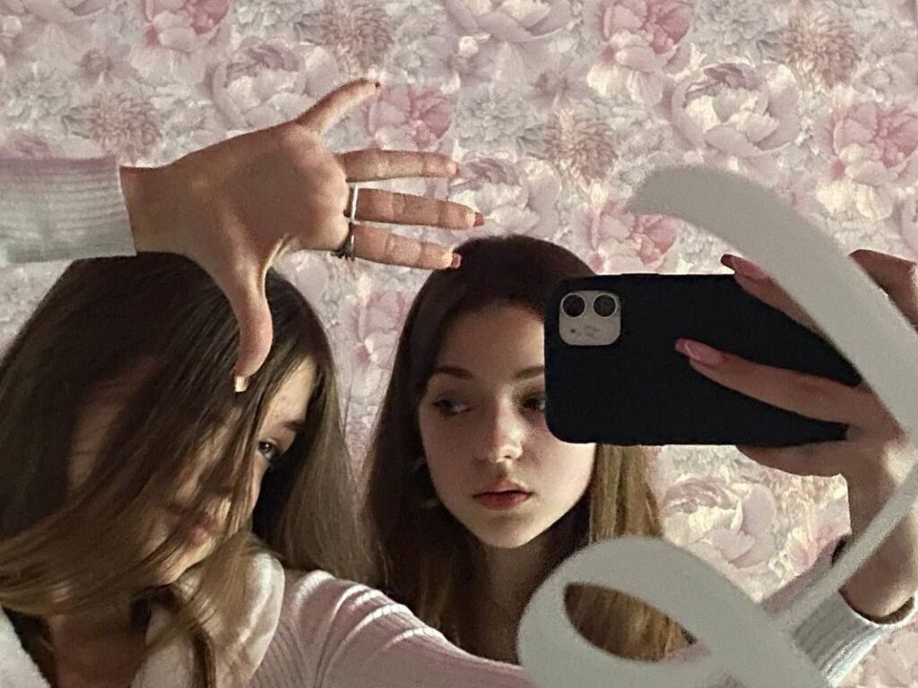 Скачать сайт знакомств без регистрации бесплатно