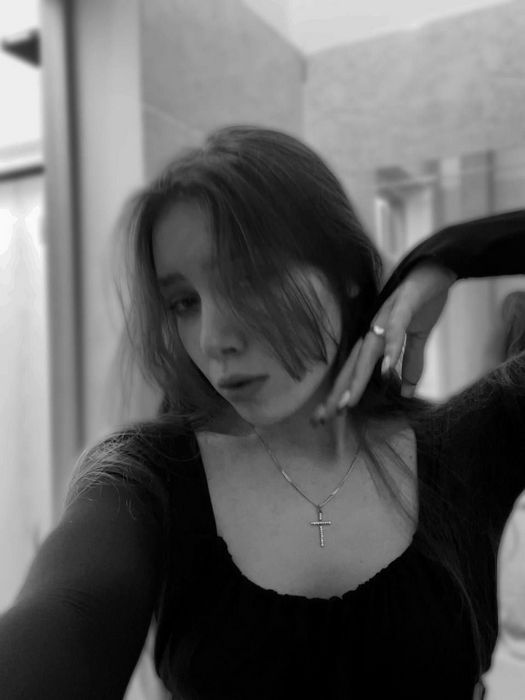 Сайт знакомств Лола регистрация поиск анкет и общение с реальными людьми